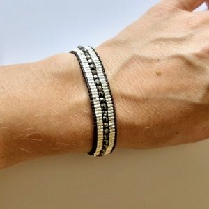 Boho macrame bracelet black silver